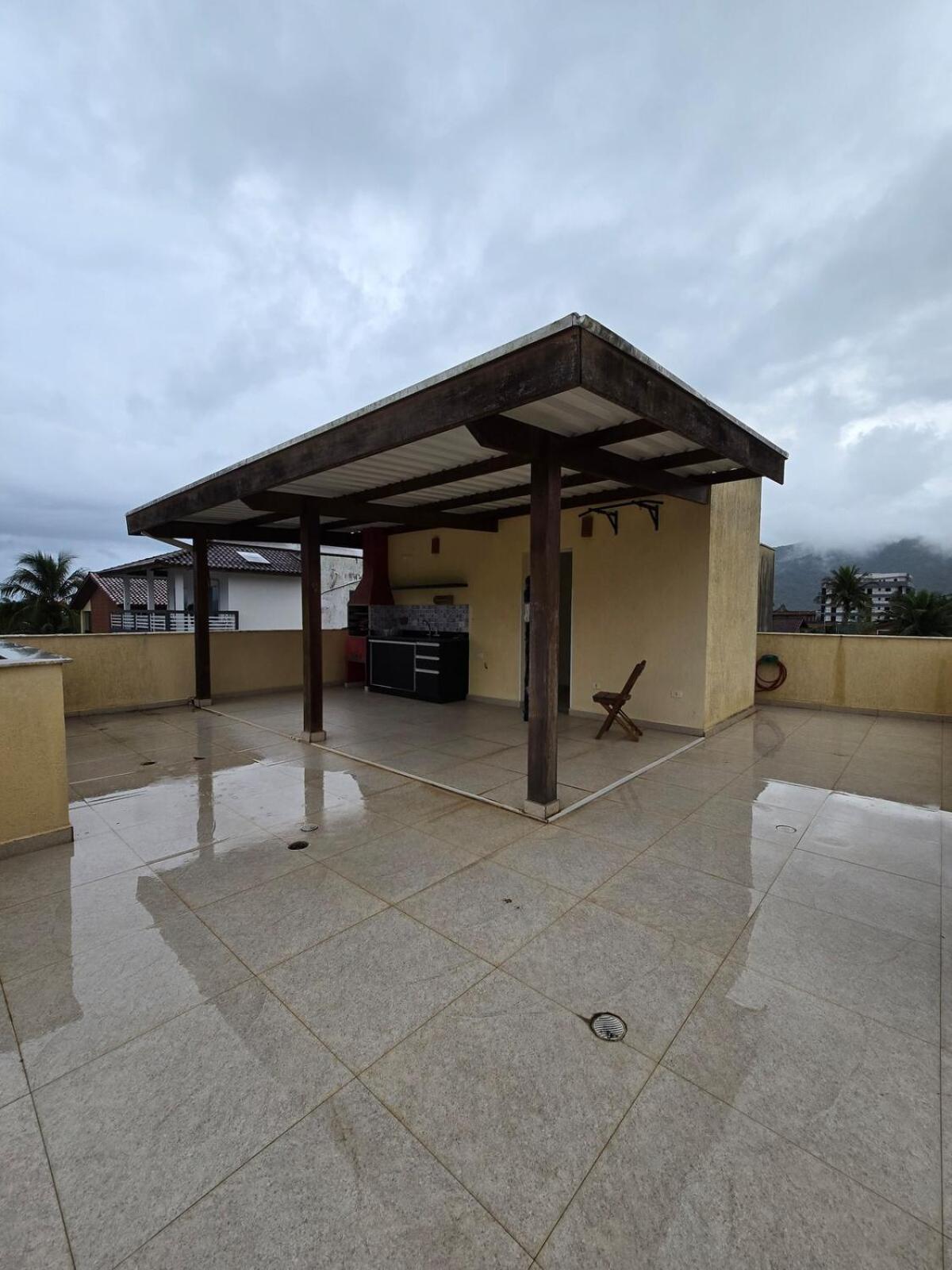 Casa - 2 Suites, Churrasqueira No Terraco - 200 Mts Do Sape Casa de férias *